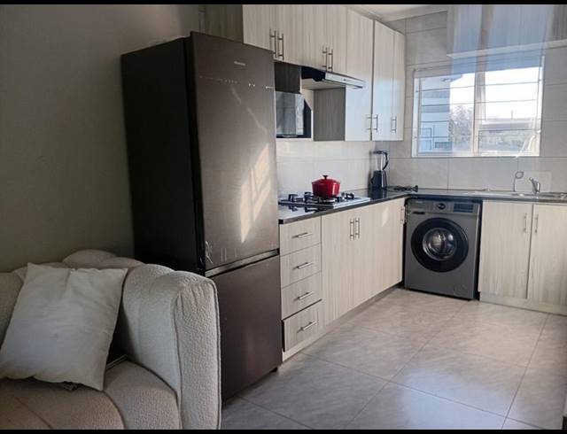 1 BEDROOM PROPERTY TO RENT IN GLEN AUSTIN